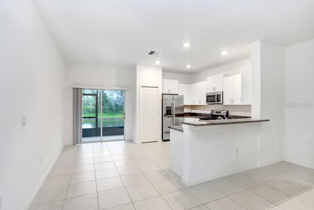 For Rent: $1,950 (3 beds, 2 baths, 1634 Square Feet)