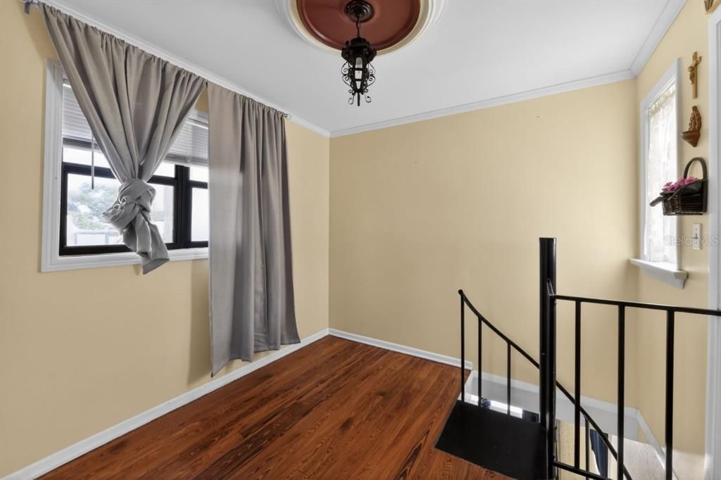 En Venta: $1,350,000 (4 camas, 4 baños, 3294 Pies cuadrados)