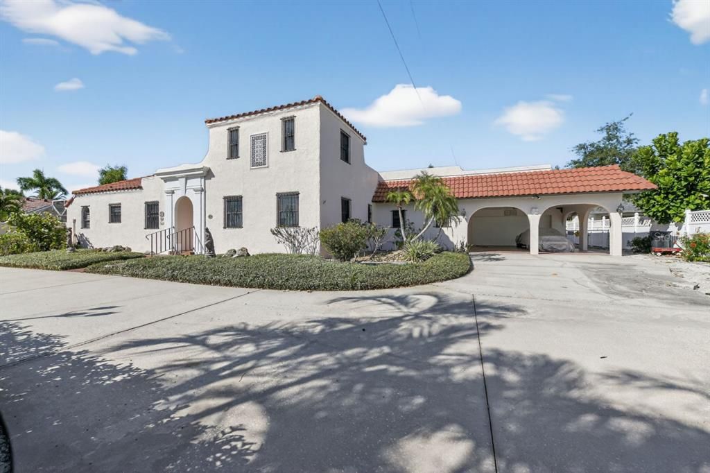 En Venta: $1,350,000 (4 camas, 4 baños, 3294 Pies cuadrados)