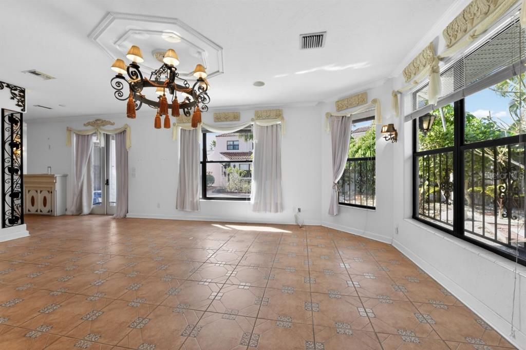 En Venta: $1,350,000 (4 camas, 4 baños, 3294 Pies cuadrados)