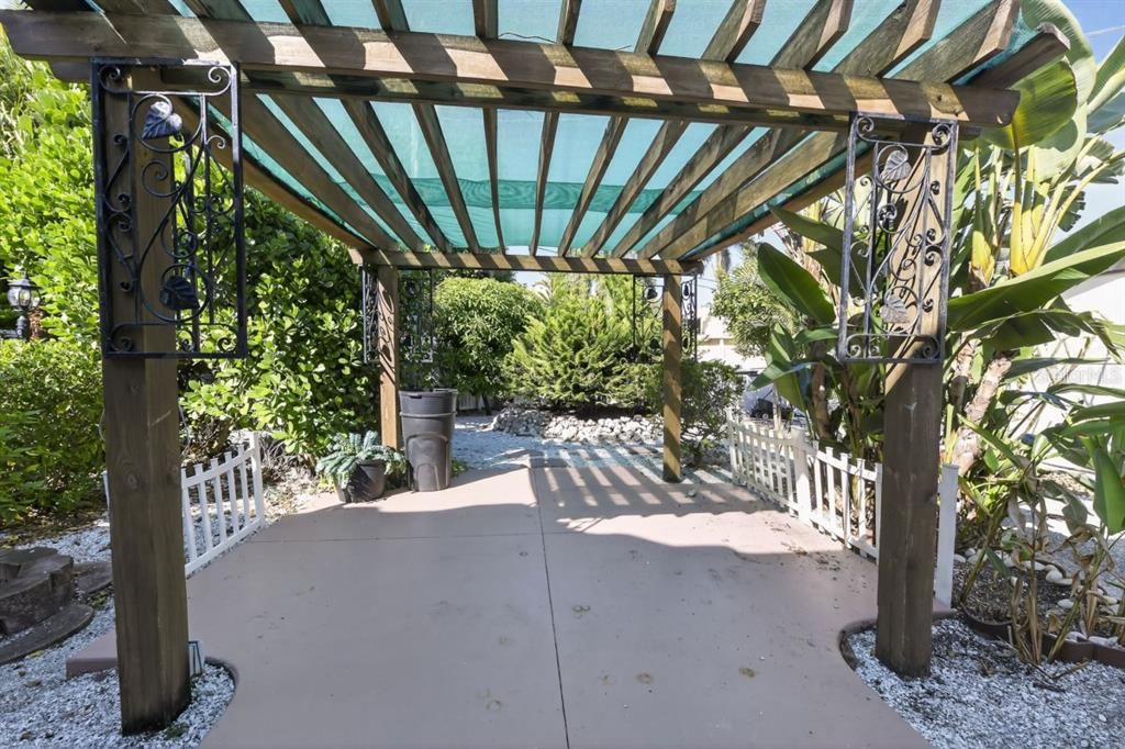 En Venta: $1,350,000 (4 camas, 4 baños, 3294 Pies cuadrados)