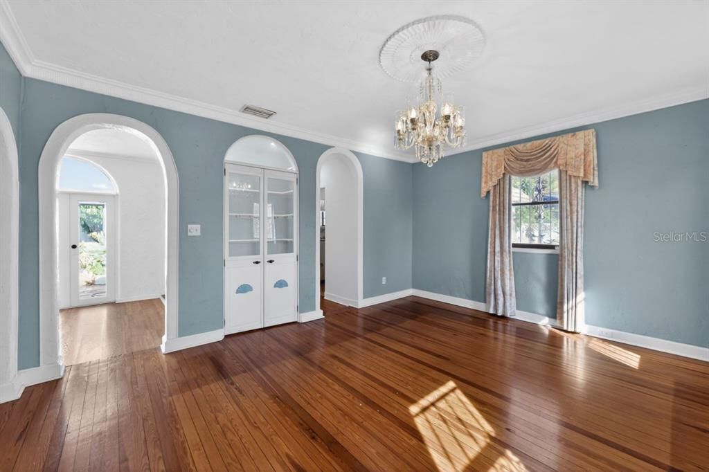 En Venta: $1,350,000 (4 camas, 4 baños, 3294 Pies cuadrados)