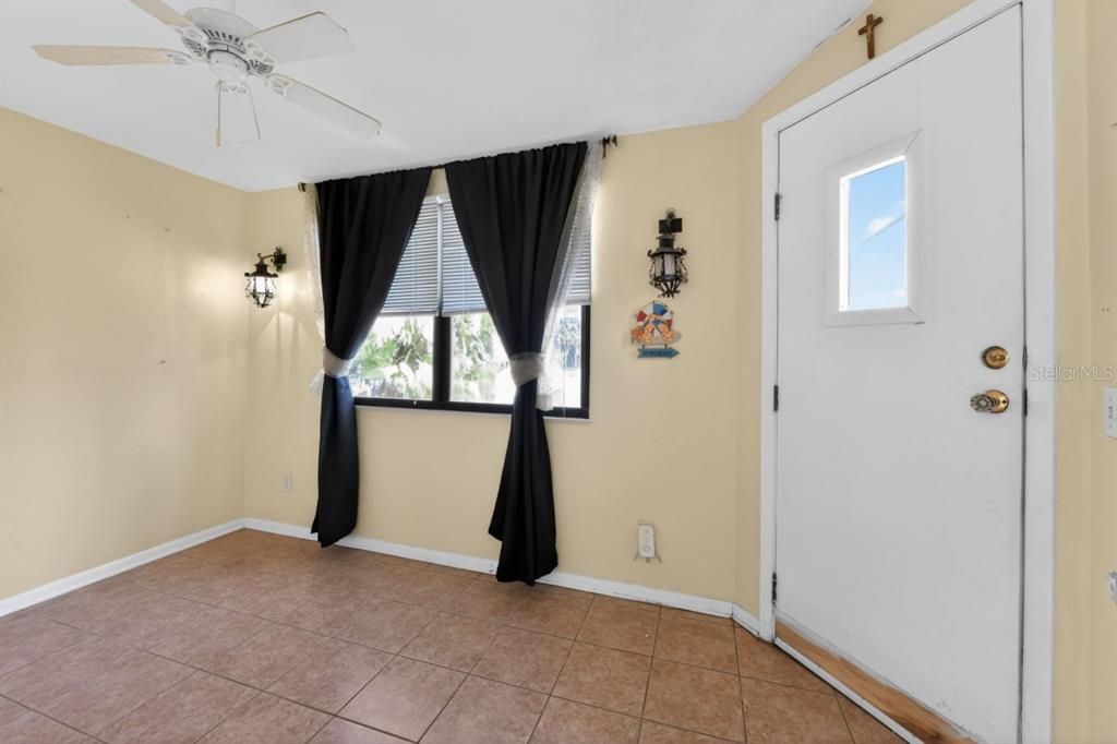 En Venta: $1,350,000 (4 camas, 4 baños, 3294 Pies cuadrados)