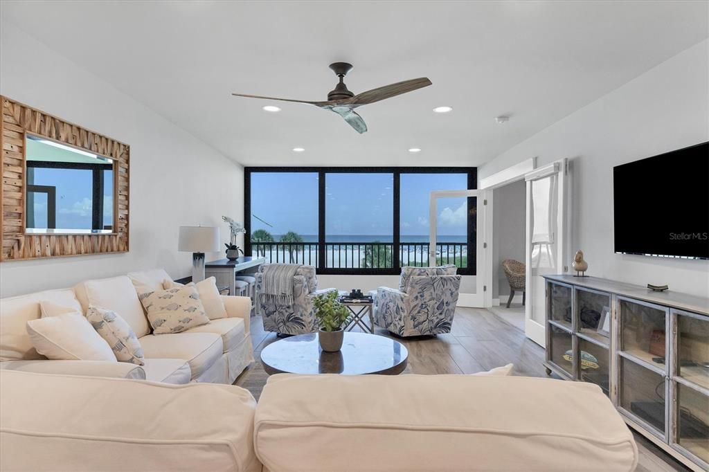 For Rent: $6,500 (2 beds, 2 baths, 1337 Square Feet)