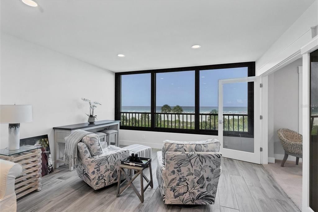 For Rent: $6,500 (2 beds, 2 baths, 1337 Square Feet)