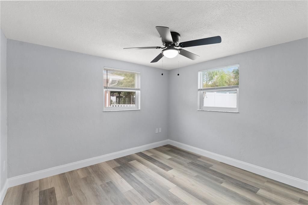 For Rent: $2,700 (3 beds, 2 baths, 1296 Square Feet)