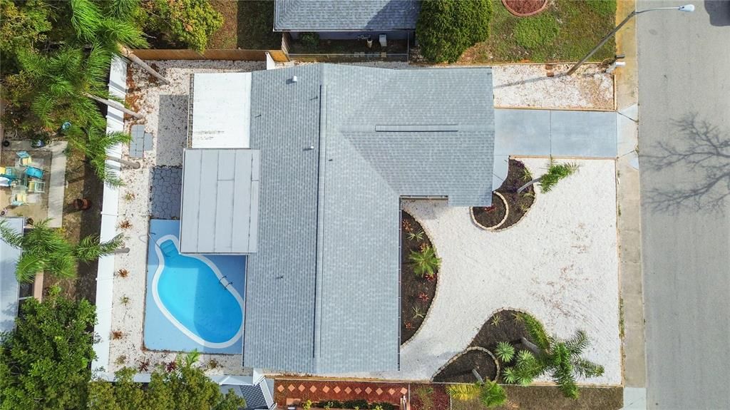 For Rent: $2,700 (3 beds, 2 baths, 1296 Square Feet)