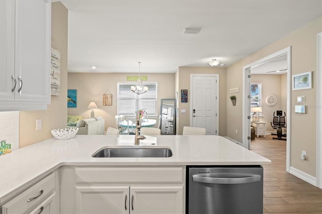 En Venta: $385,000 (2 camas, 2 baños, 1503 Pies cuadrados)