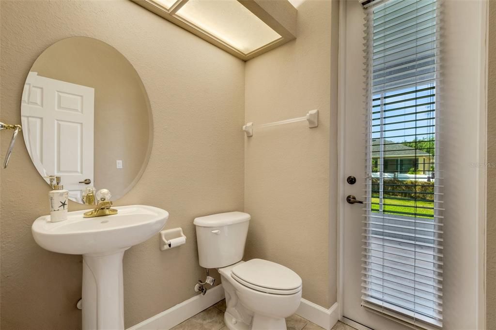 出租: $3,295 (3 贝兹, 2 浴室, 2661 平方英尺)