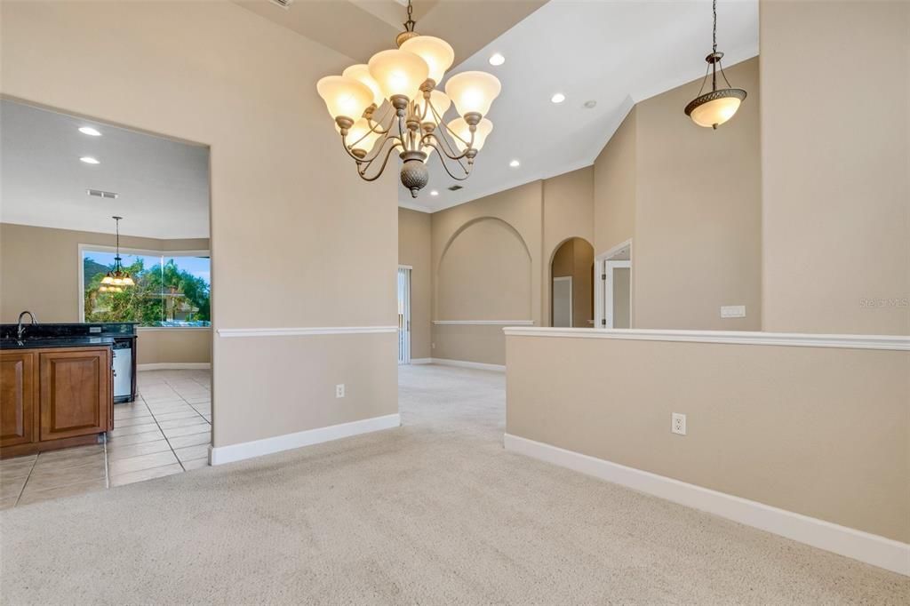 出租: $3,295 (3 贝兹, 2 浴室, 2661 平方英尺)