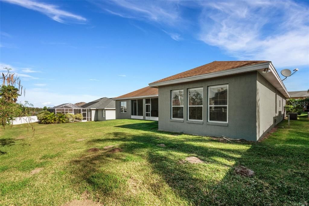 出租: $3,295 (3 贝兹, 2 浴室, 2661 平方英尺)