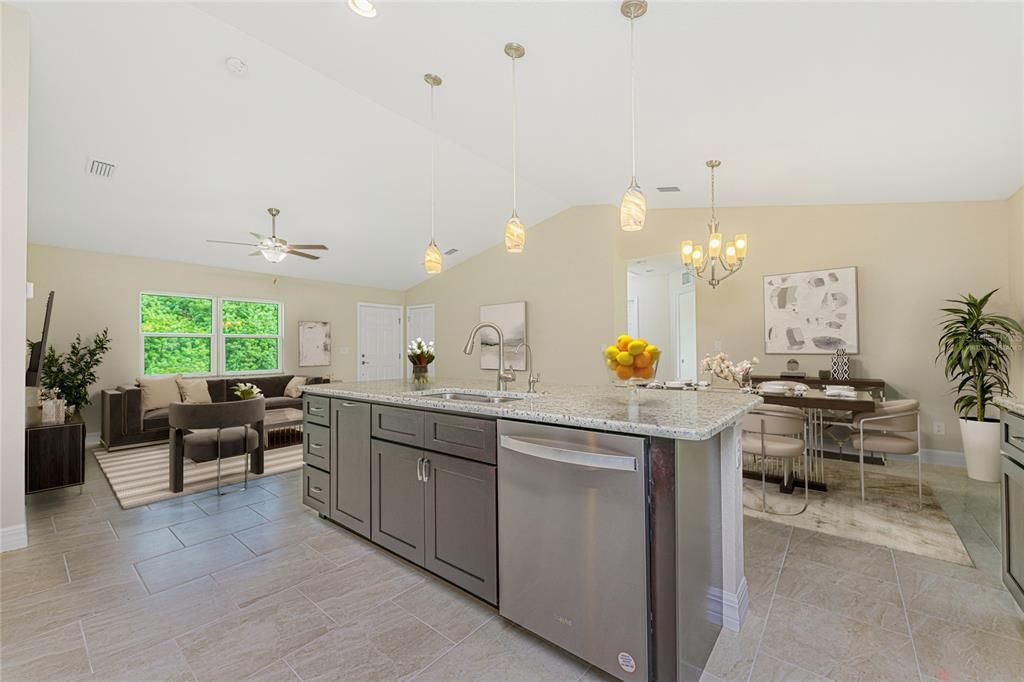 На продажу: $325,000 (3 спален, 2 ванн, 1437 Квадратных фут)