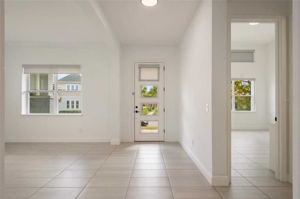 For Rent: $3,700 (3 beds, 2 baths, 2098 Square Feet)