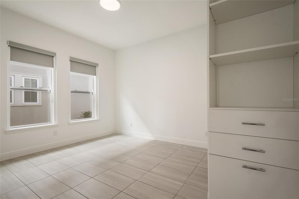 For Rent: $3,700 (3 beds, 2 baths, 2098 Square Feet)