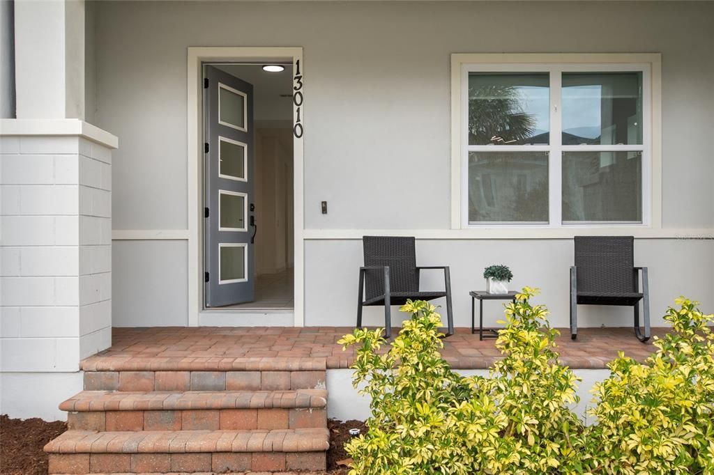 For Rent: $3,700 (3 beds, 2 baths, 2098 Square Feet)