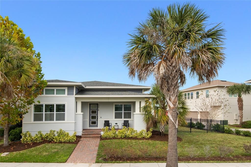 For Rent: $3,700 (3 beds, 2 baths, 2098 Square Feet)