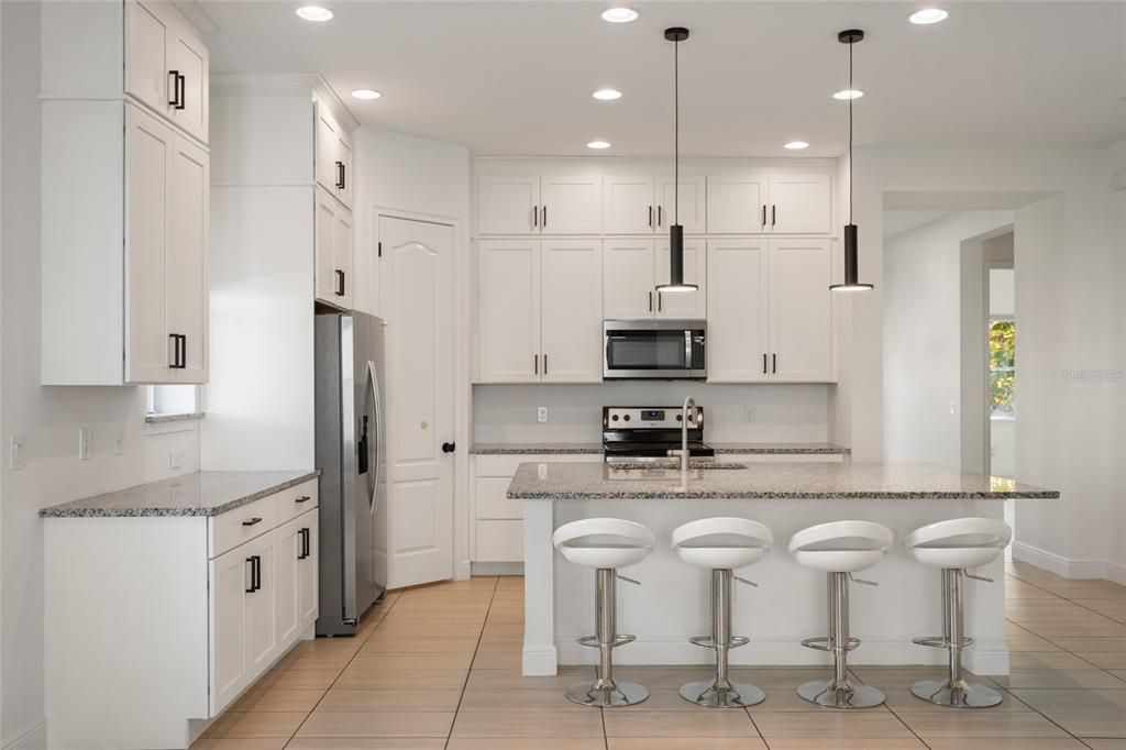 For Rent: $3,700 (3 beds, 2 baths, 2098 Square Feet)