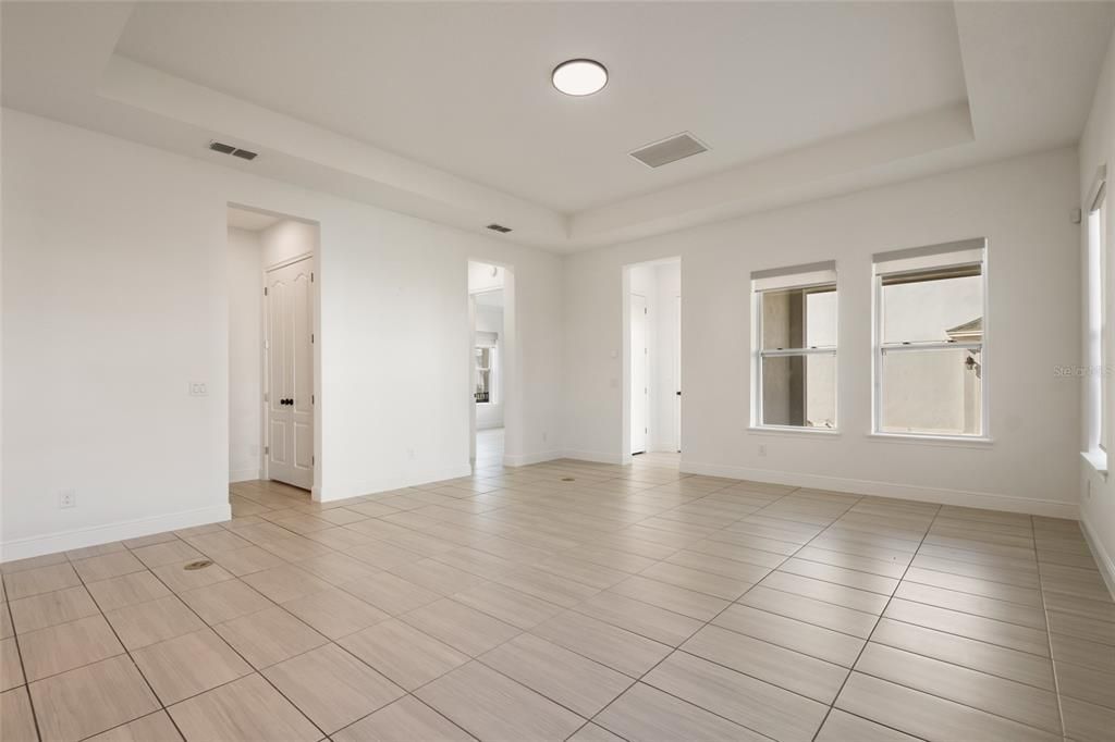 For Rent: $3,700 (3 beds, 2 baths, 2098 Square Feet)