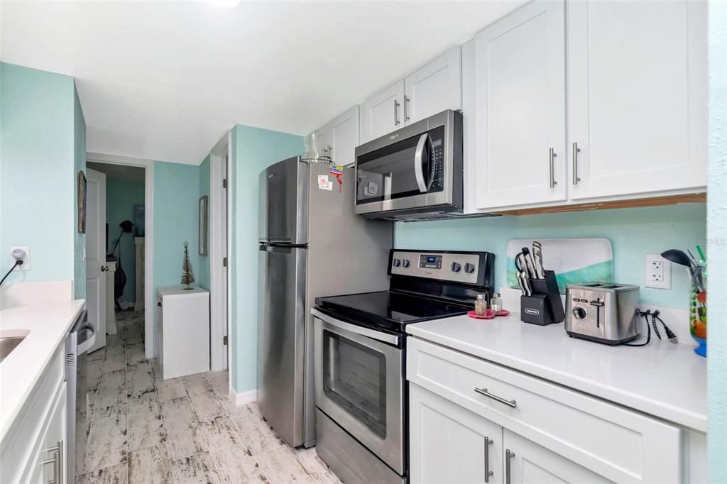 待售: $230,000 (2 贝兹, 2 浴室, 1100 平方英尺)