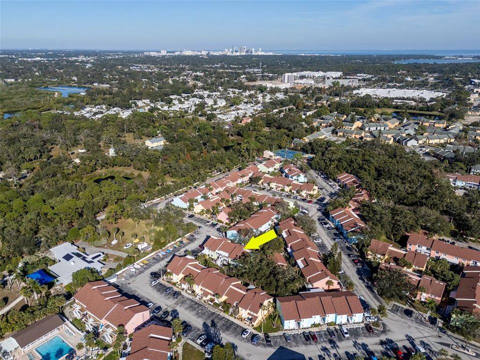 待售: $230,000 (2 贝兹, 2 浴室, 1100 平方英尺)