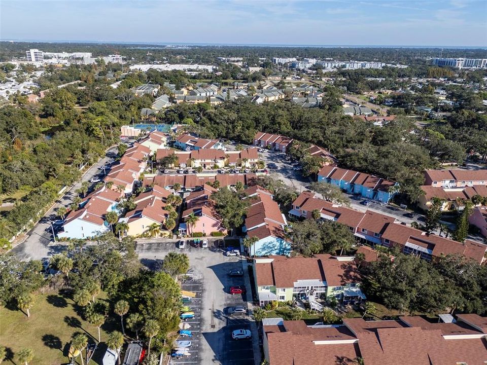 待售: $230,000 (2 贝兹, 2 浴室, 1100 平方英尺)