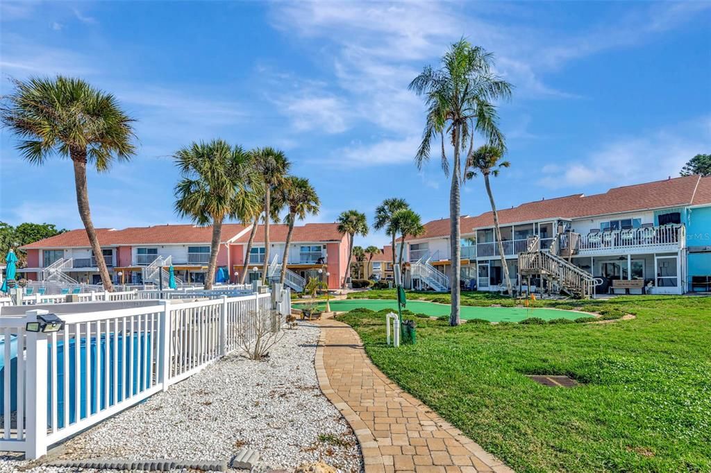 待售: $230,000 (2 贝兹, 2 浴室, 1100 平方英尺)