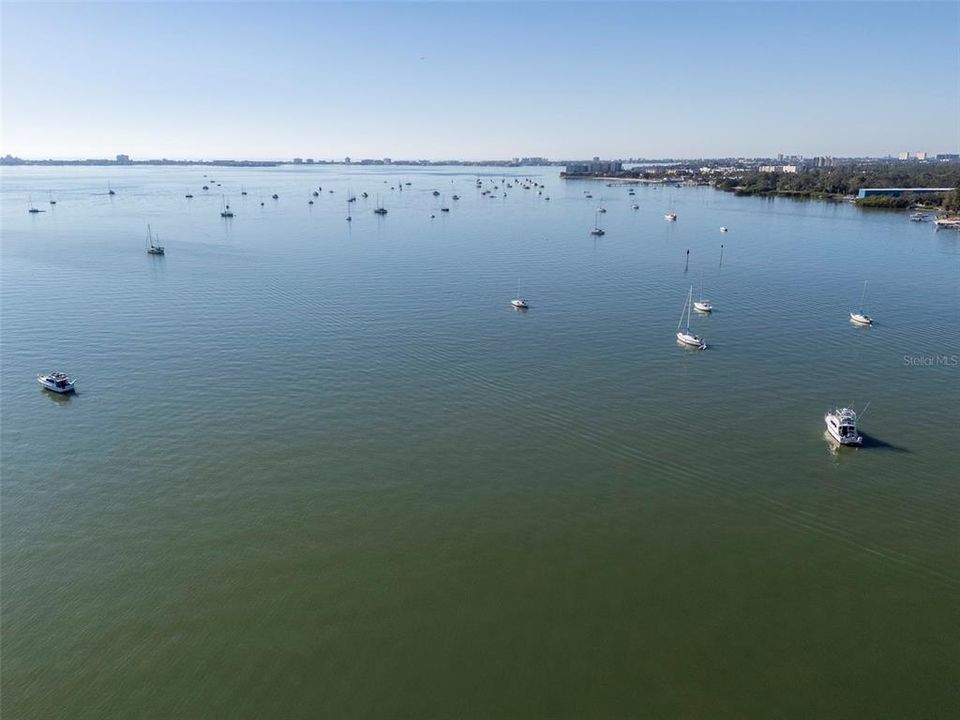 待售: $230,000 (2 贝兹, 2 浴室, 1100 平方英尺)