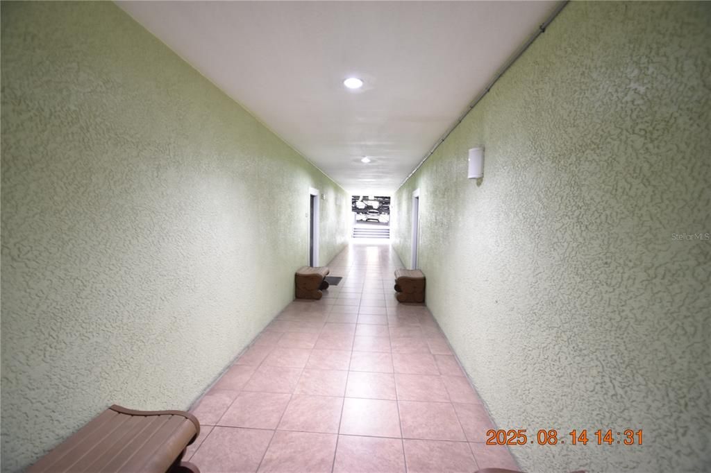 For Rent: $1,595 (1 beds, 1 baths, 867 Square Feet)