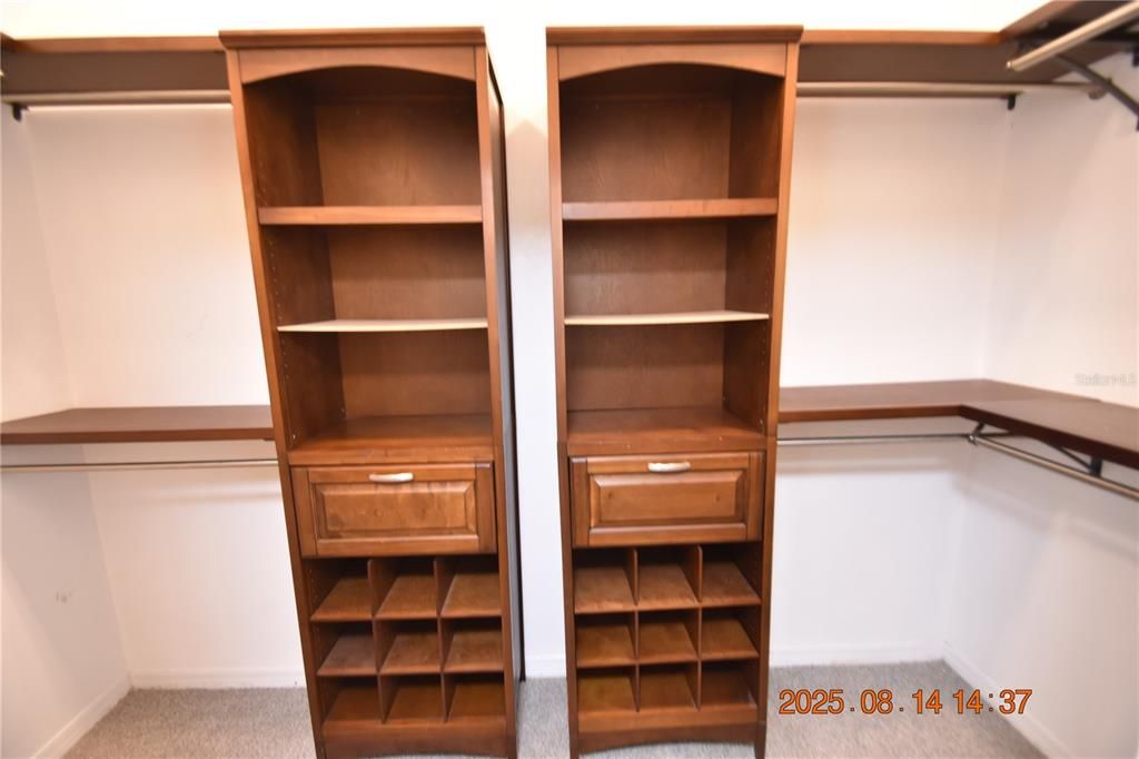 For Rent: $1,595 (1 beds, 1 baths, 867 Square Feet)