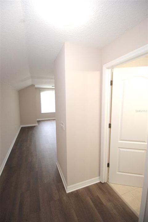 En Renta: $2,350 (4 camas, 3 baños, 2420 Pies cuadrados)