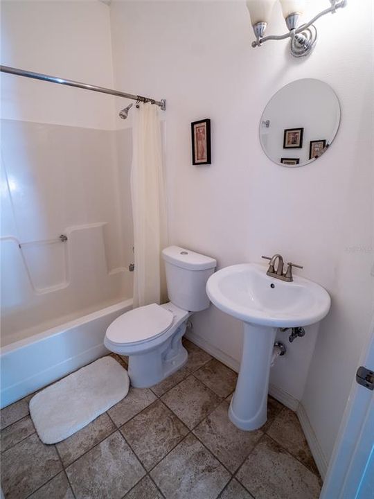 En Venta: $330,000 (3 camas, 2 baños, 1217 Pies cuadrados)