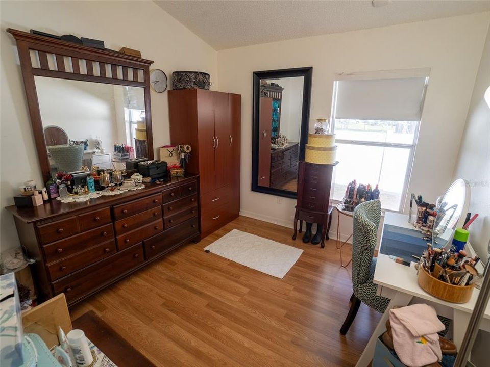 En Venta: $330,000 (3 camas, 2 baños, 1217 Pies cuadrados)