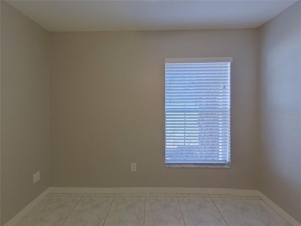 For Rent: $2,029 (3 beds, 2 baths, 1374 Square Feet)