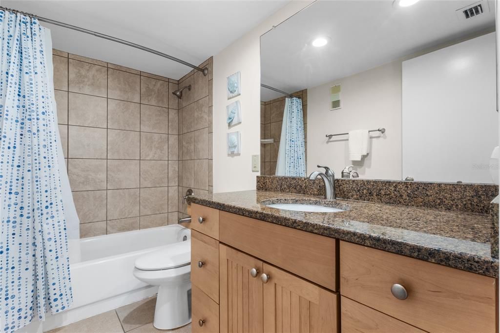 For Sale: $1,225,000 (3 beds, 2 baths, 1280 Square Feet)