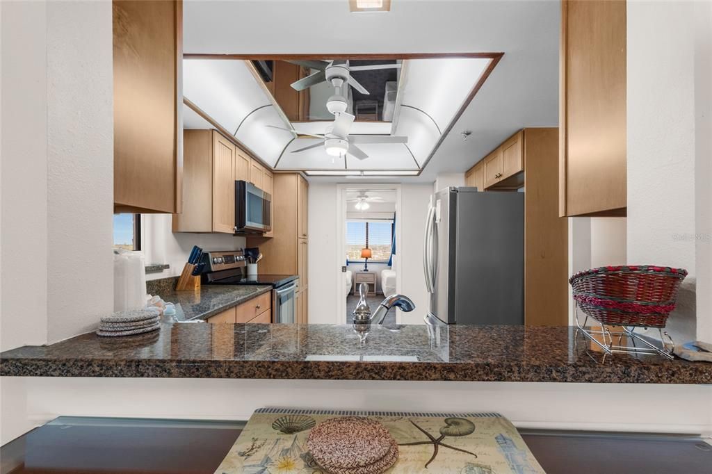 For Sale: $1,225,000 (3 beds, 2 baths, 1280 Square Feet)