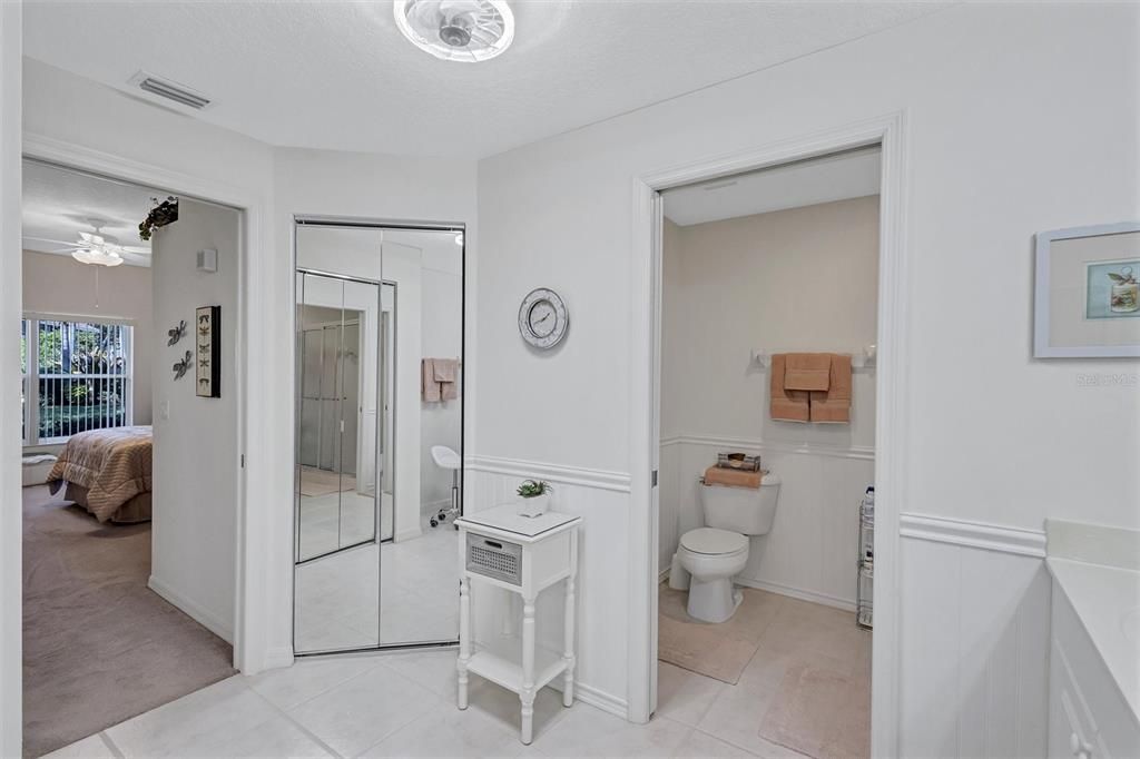 待售: $239,000 (2 贝兹, 2 浴室, 1352 平方英尺)