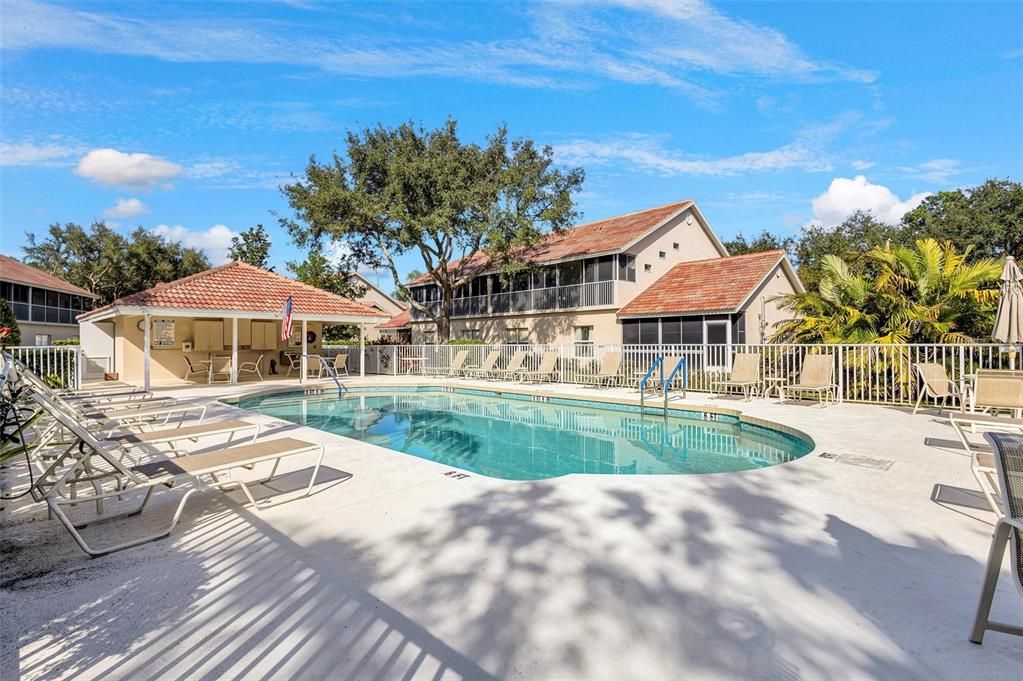 待售: $239,000 (2 贝兹, 2 浴室, 1352 平方英尺)