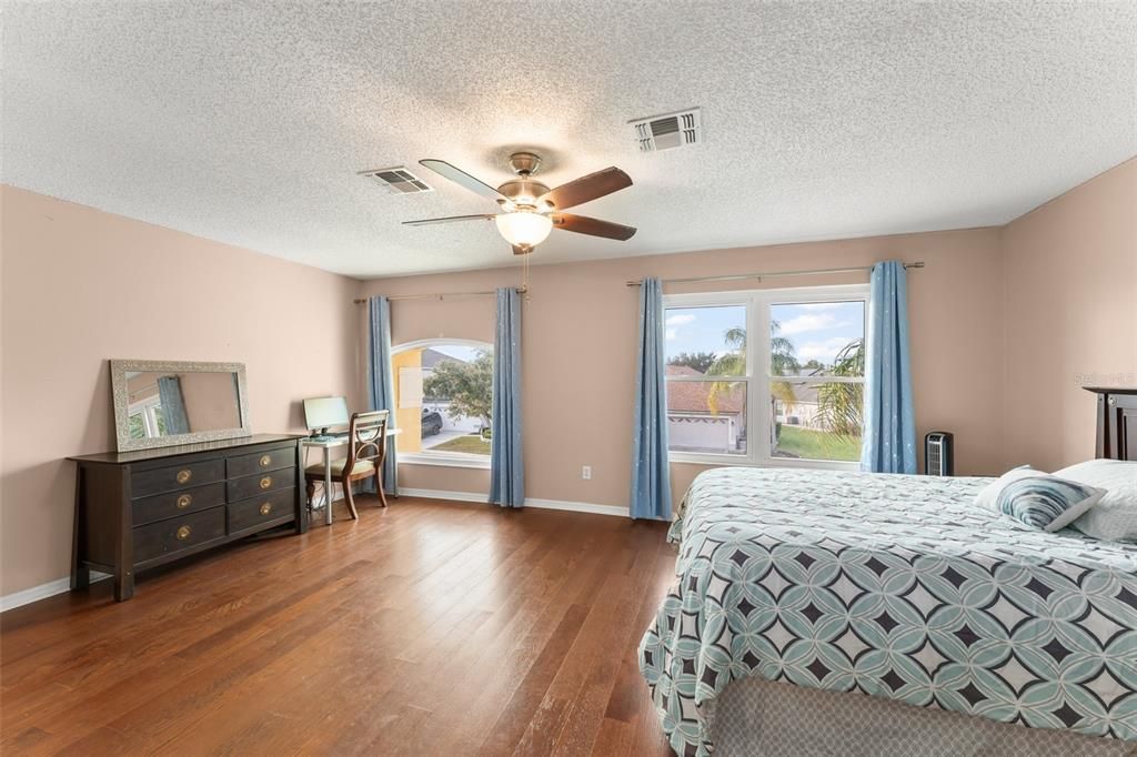 待售: $585,000 (4 贝兹, 4 浴室, 2622 平方英尺)