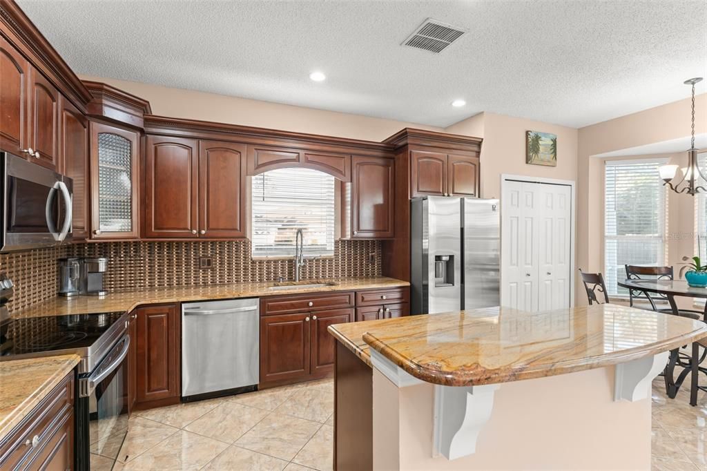 待售: $585,000 (4 贝兹, 4 浴室, 2622 平方英尺)