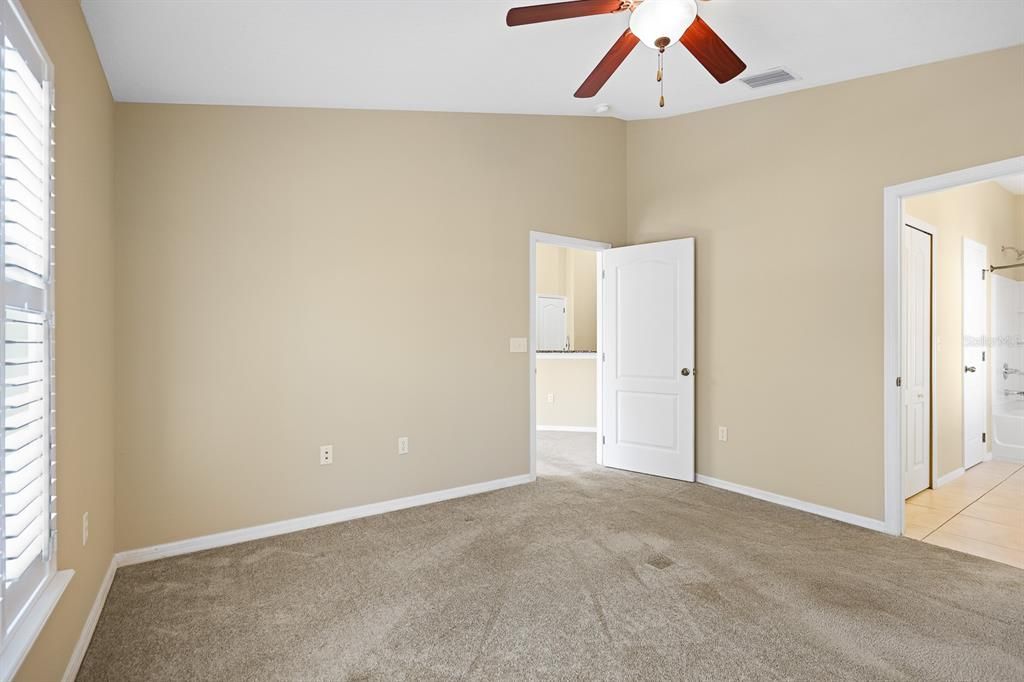 For Rent: $2,000 (2 beds, 2 baths, 1253 Square Feet)