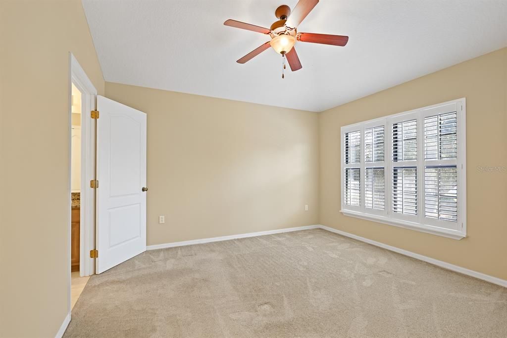 For Rent: $2,000 (2 beds, 2 baths, 1253 Square Feet)