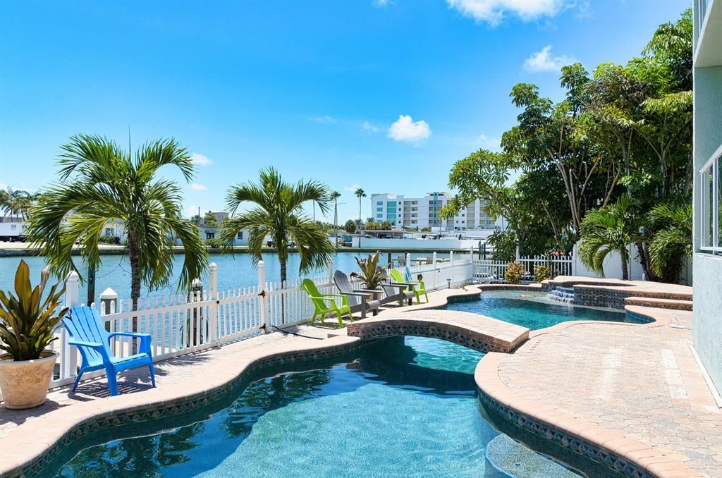 For Sale: $3,200,000 (8 beds, 7 baths, 4312 Square Feet)