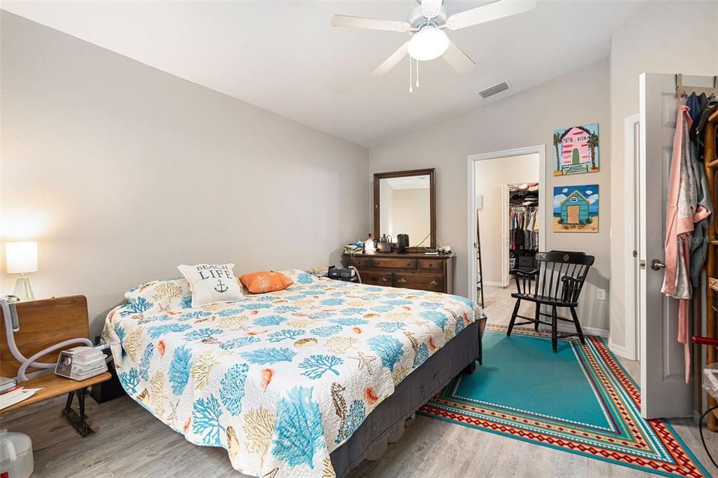 For Sale: $279,000 (3 beds, 2 baths, 1744 Square Feet)