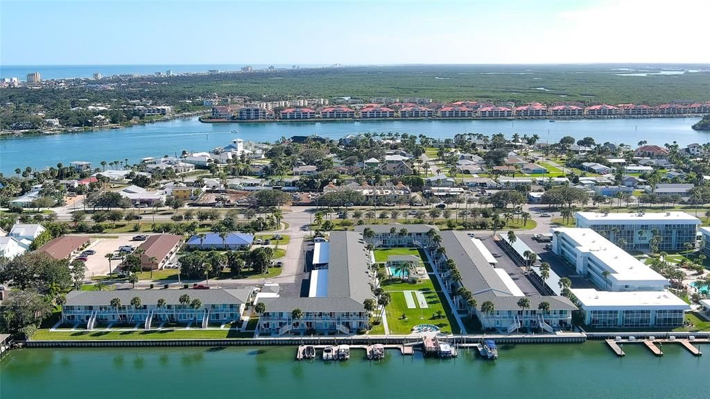 待售: $320,000 (1 贝兹, 1 浴室, 650 平方英尺)