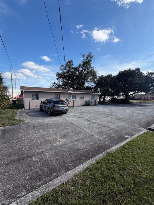 For Sale: $33,600 (0 beds, 0 baths, 1162 Square Feet)