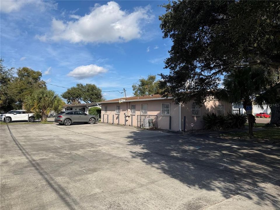 For Sale: $33,600 (0 beds, 0 baths, 1162 Square Feet)