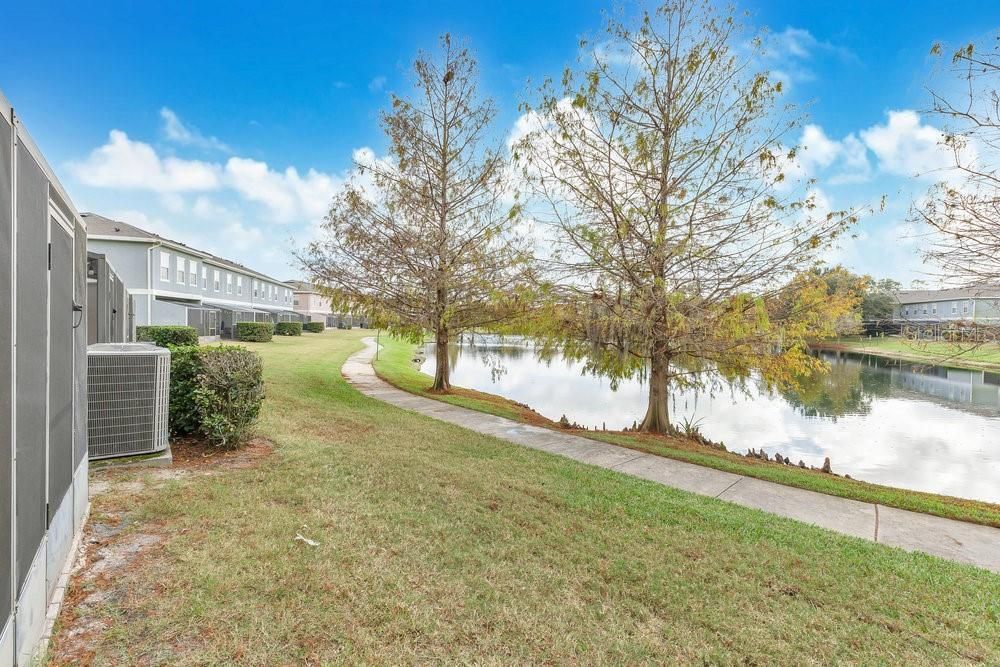 For Sale: $279,900 (4 beds, 2 baths, 1400 Square Feet)