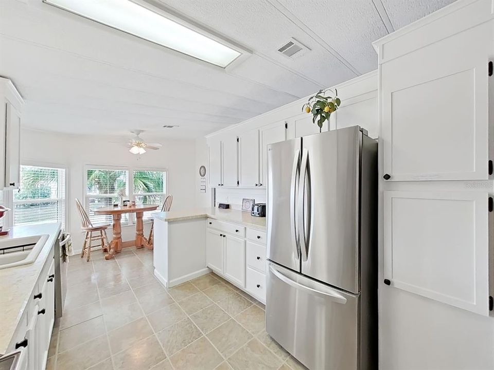 待售: $184,900 (2 贝兹, 2 浴室, 1248 平方英尺)