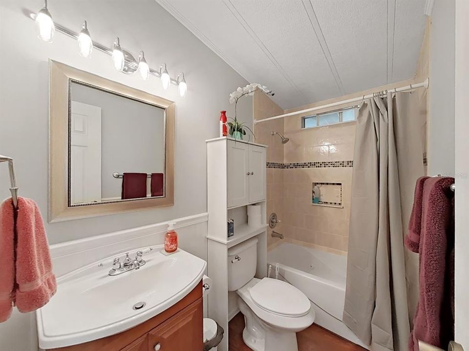 待售: $184,900 (2 贝兹, 2 浴室, 1248 平方英尺)