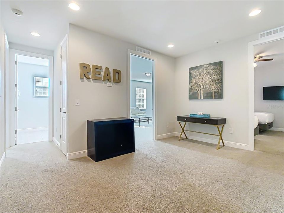 待售: $849,000 (8 贝兹, 5 浴室, 3609 平方英尺)